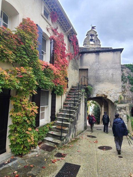 Le Portalet et la Tour de l'Horloge